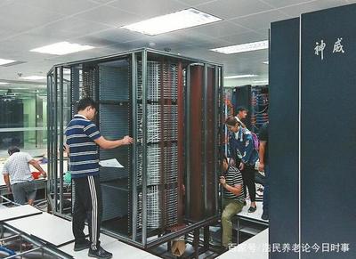 每秒百億億次超級計(jì)算機(jī) 大數(shù)據(jù)處理最強(qiáng)大腦誕生